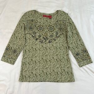 NWOT Gloria Vanderbilt Women’s Green Floral 3/4 Sleeve Top Size Small